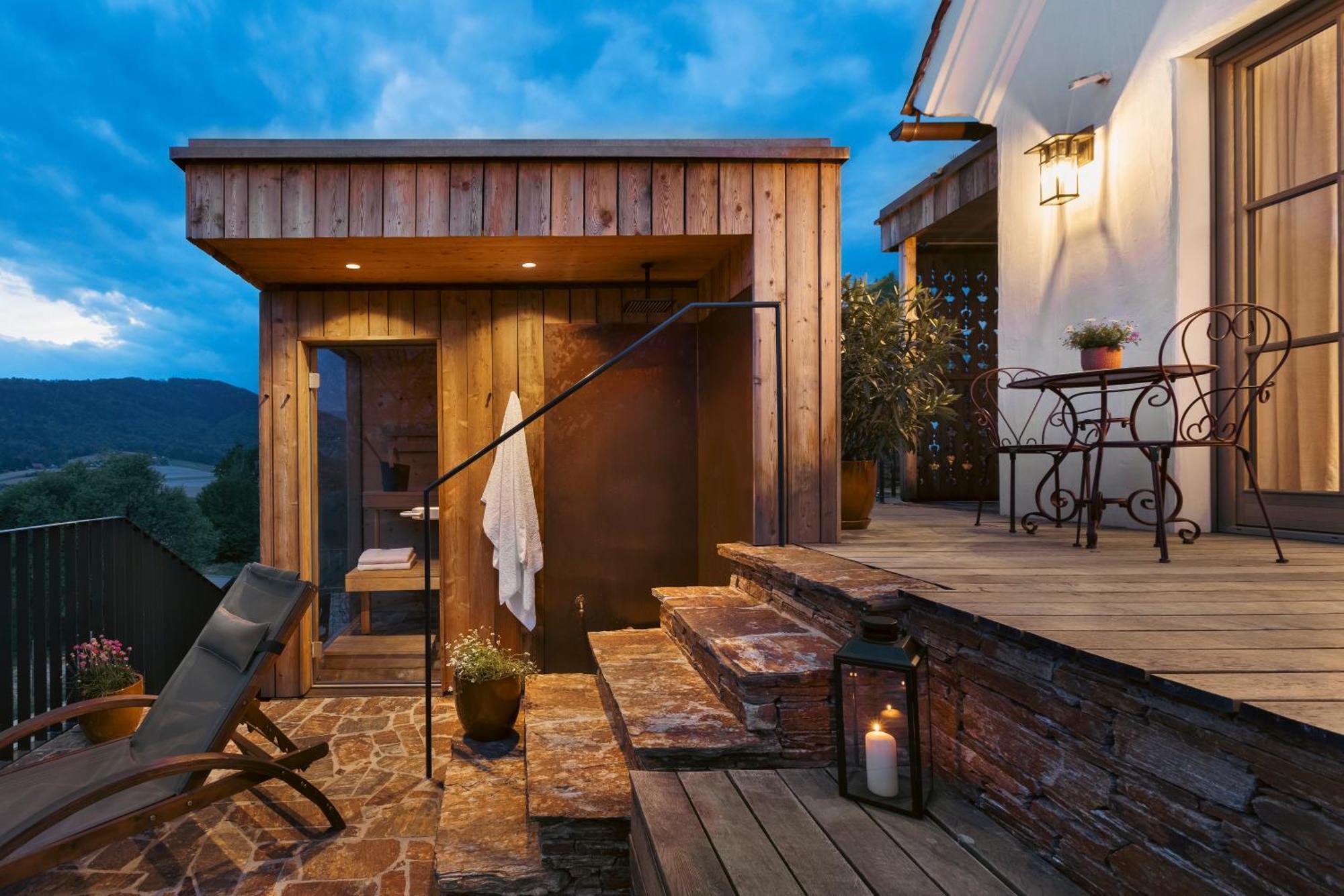 Am Wildbachberg - Luxus Ferienhaeuser Mit Infinitypool, Privatsauna Und Weinkeller 德意志兰茨贝格 外观 照片