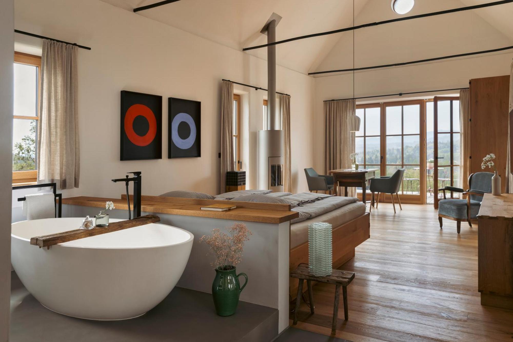Am Wildbachberg - Luxus Ferienhaeuser Mit Infinitypool, Privatsauna Und Weinkeller 德意志兰茨贝格 外观 照片